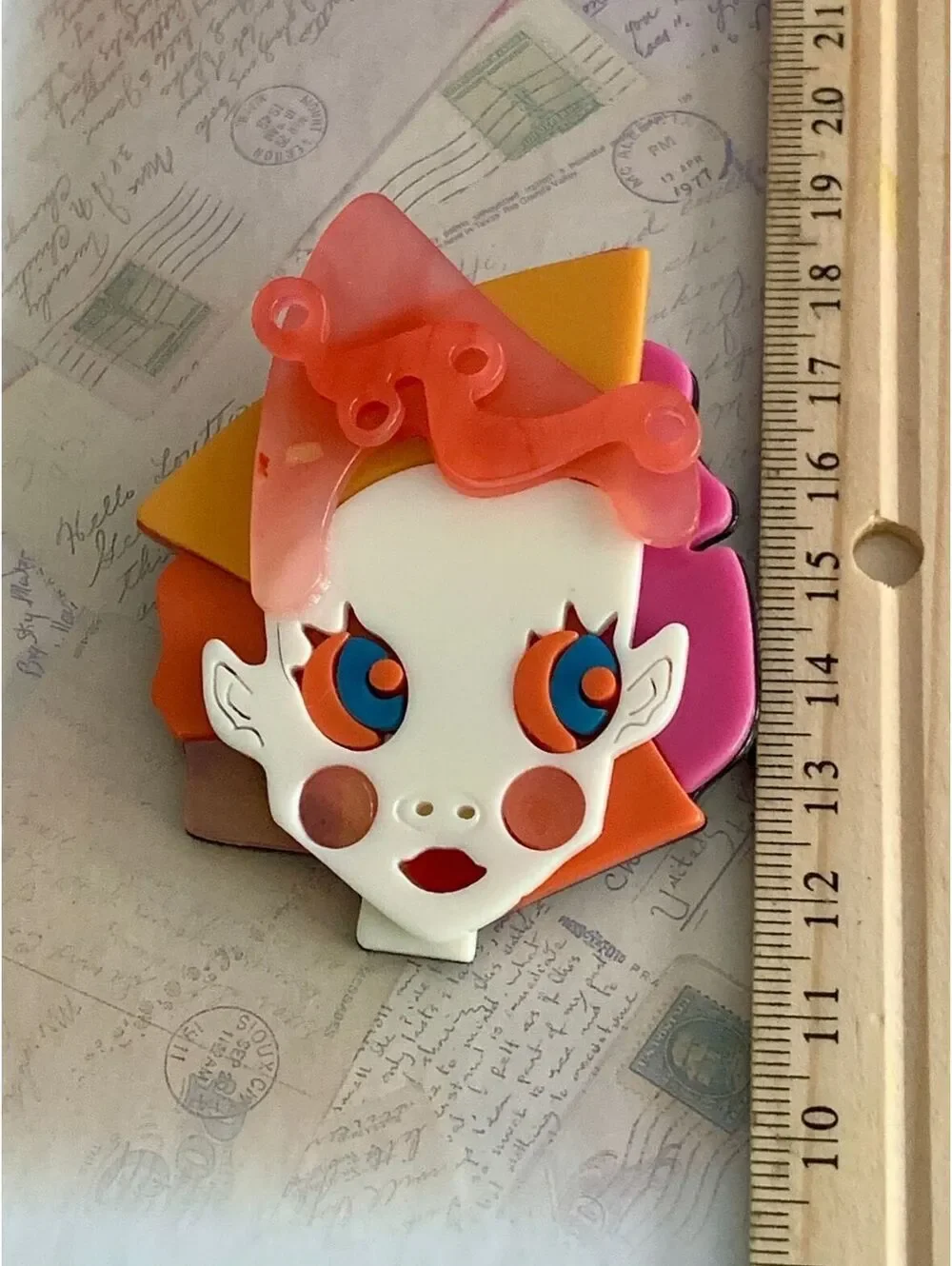 Colorful Funky Face Brooch Pin with Playful Retro Vibes